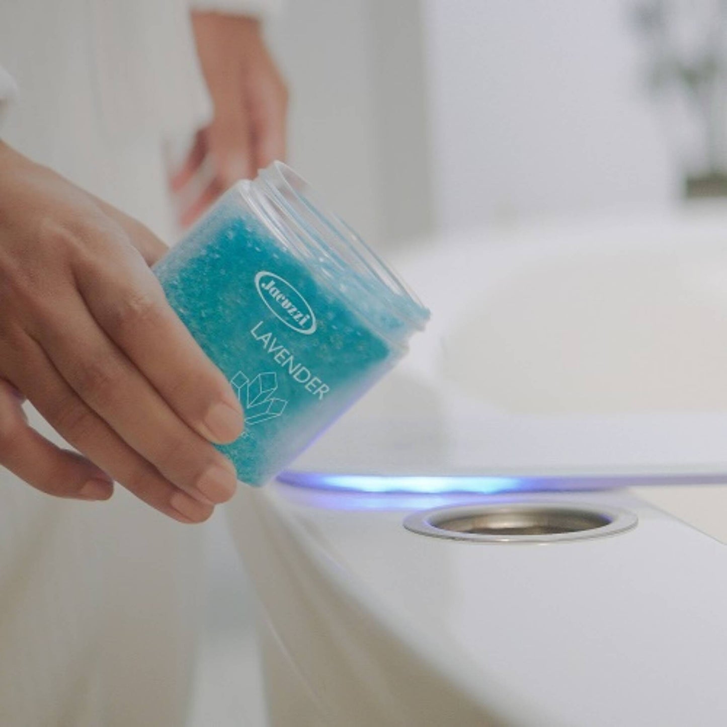 Jacuzzi Arga 69" Freestanding Whirlpool Bathtub [JAGF6934PCL6IPW/M] (SAK85921)